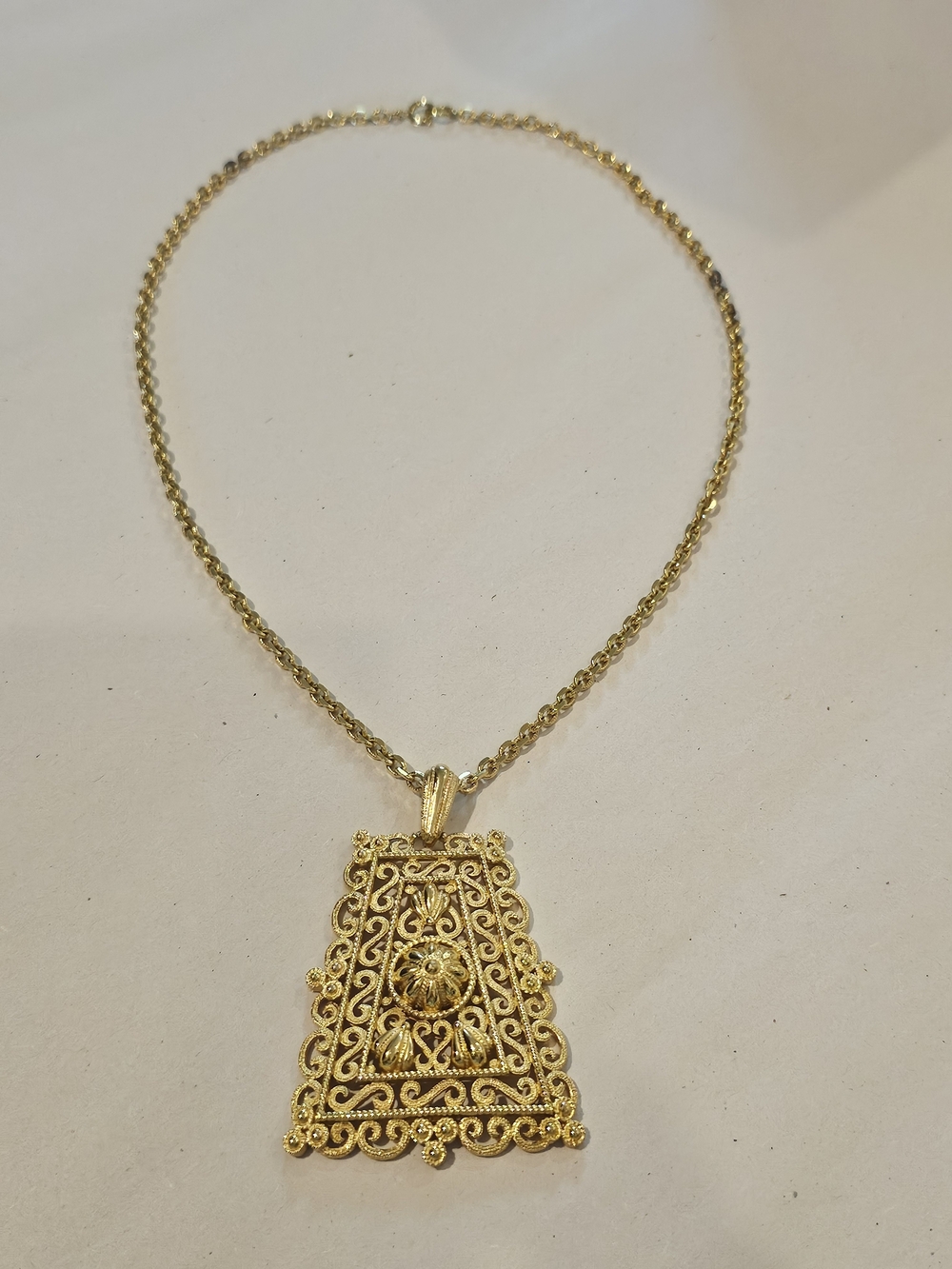 Gold Filigree Floral Drop Necklace